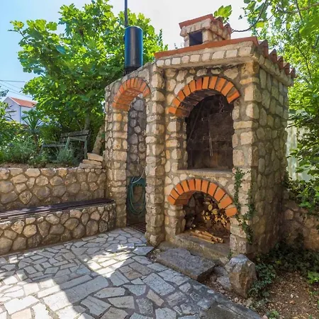 Apartment In 39299